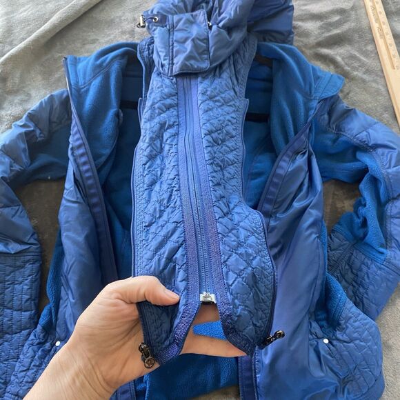 Lululemon Run Bundle Up Jacket Womens 4 Limitless Blue Running Reflective Hooded - Picture 10 of 16